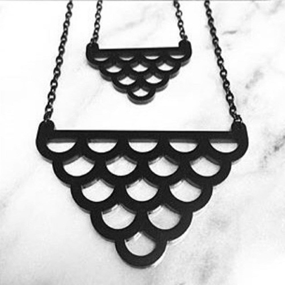 NEW goth mermaid scale acrylic necklace S